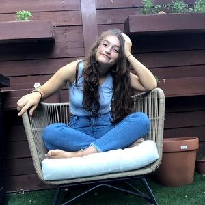 Meet your Posher, Anna